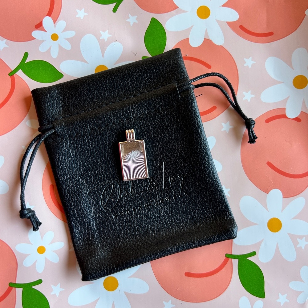 Silver Rectangular Pendant